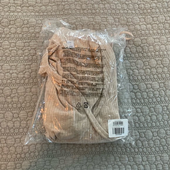 Old Navy Wrap Dress - Picture 2 of 3